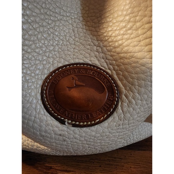 Vintage Dooney &‎ Bourke Leather Drawstring Bucket Bag White & Tan Trim 1980s - Picture 3 of 13